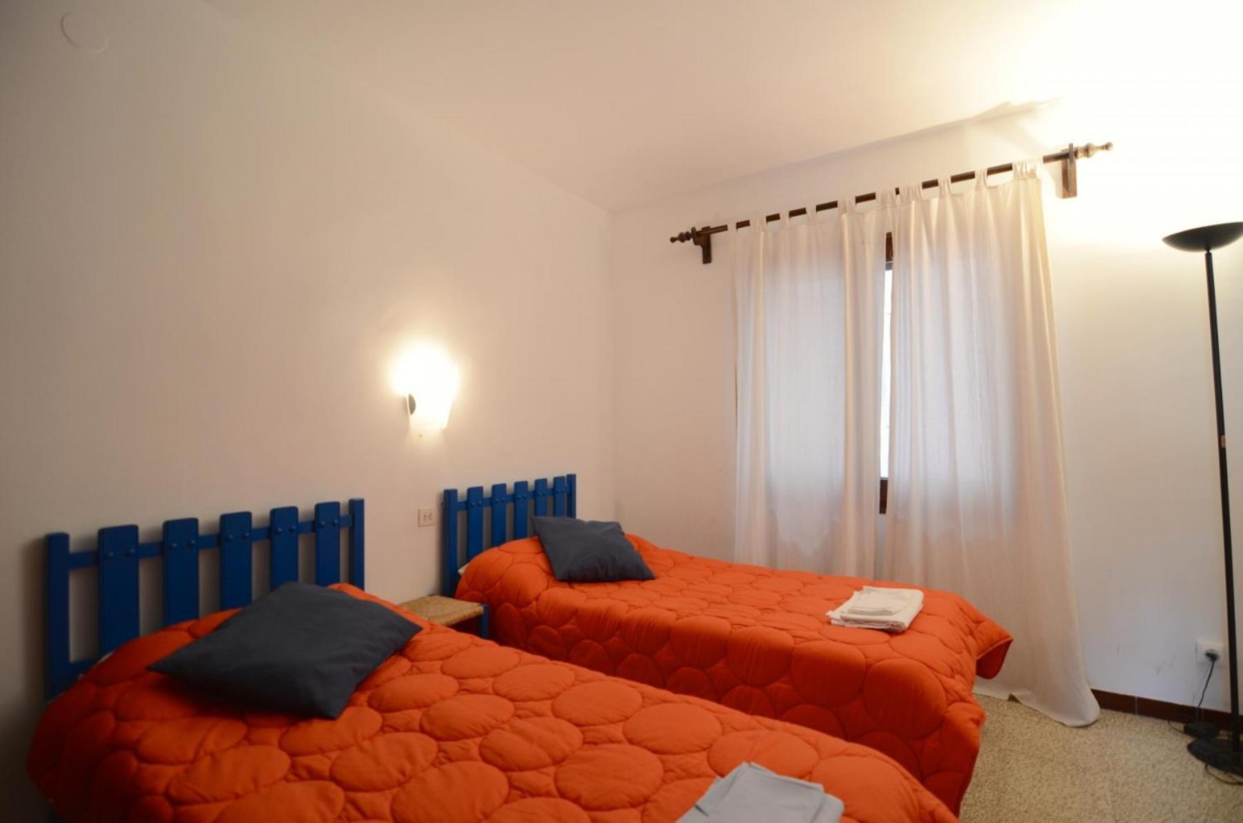 Apartamentos Els Pescadors L'Escala Exterior photo