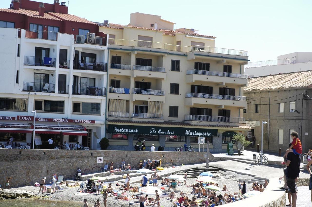 Apartamentos Els Pescadors L'Escala Exterior photo